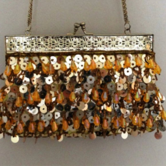Vintage Gold Sequin Beaded Purse Made in Hon Kong Long Chain - Picture 2 of 5